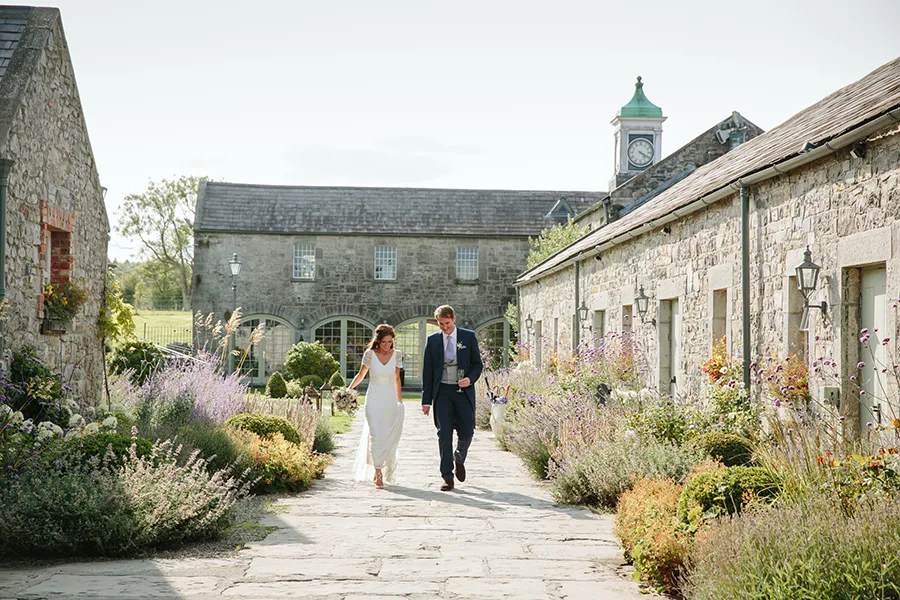Ballymagarvey-couple-in-courtyard